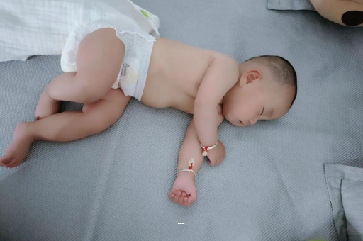 玉树宝宝咳嗽发烧拉肚子